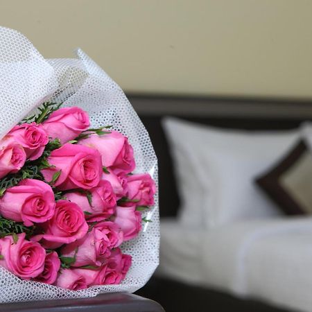 Pleasant Days Hotel Chennai Zewnętrze zdjęcie